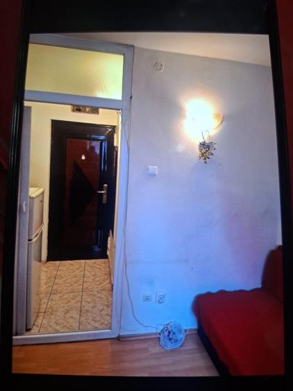 Garsonieră decomandată în Florilor