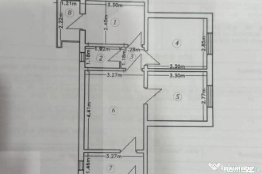 Apartament cu 3 camere semidecomandat în Central