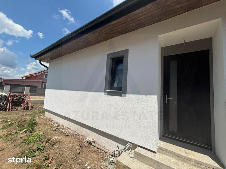 Casă cu 4 camere cu Teren 430 Mp în Cristian