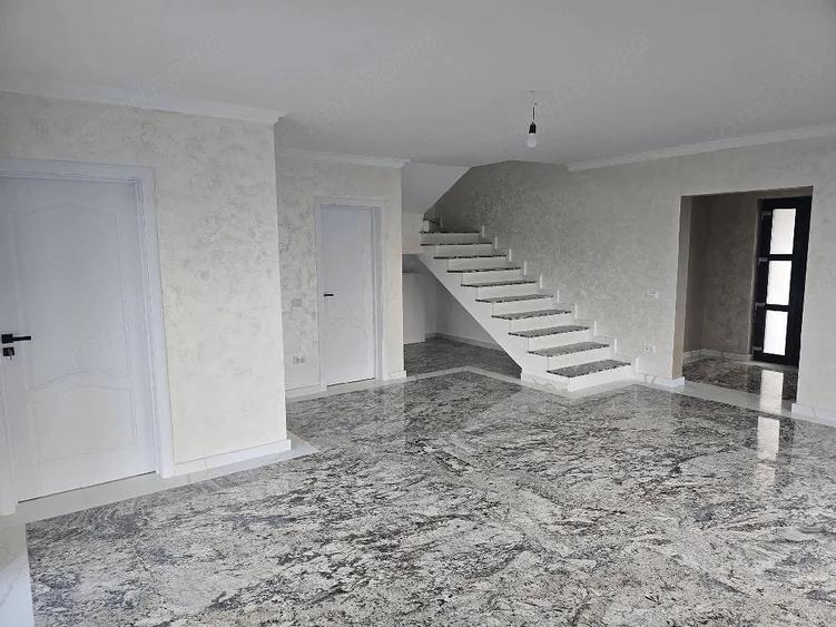 Casa moderna de vanzare Boto?ani zona Imparat Traian - 7