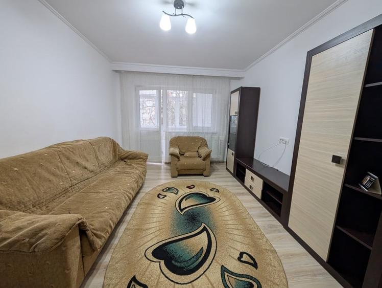 Apartament cu 2 camere decomandat în 9 Mai