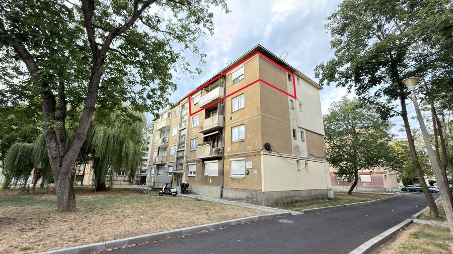 Apartament cu 2 camere semidecomandat, mobilat în Vest