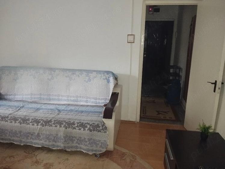 Apartament cu 2 camere semidecomandat în Energia