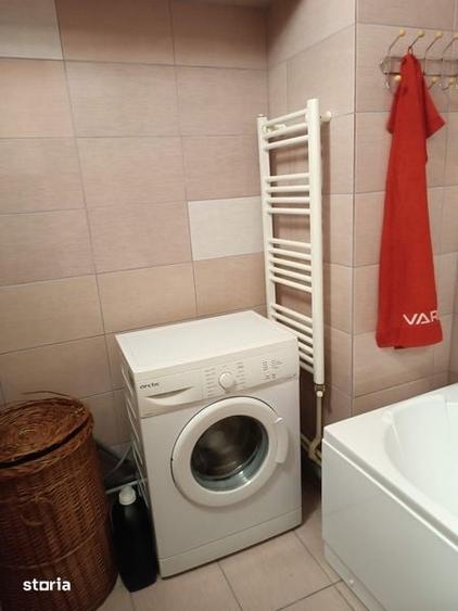 Apartament cu 3 camere decomandat în Sud