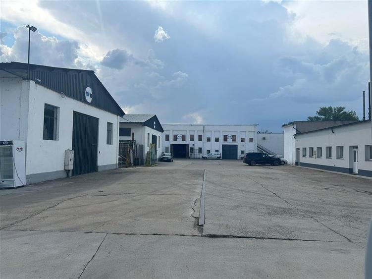 Spațiu industrial, de 1,200 mp, în Nufărul
