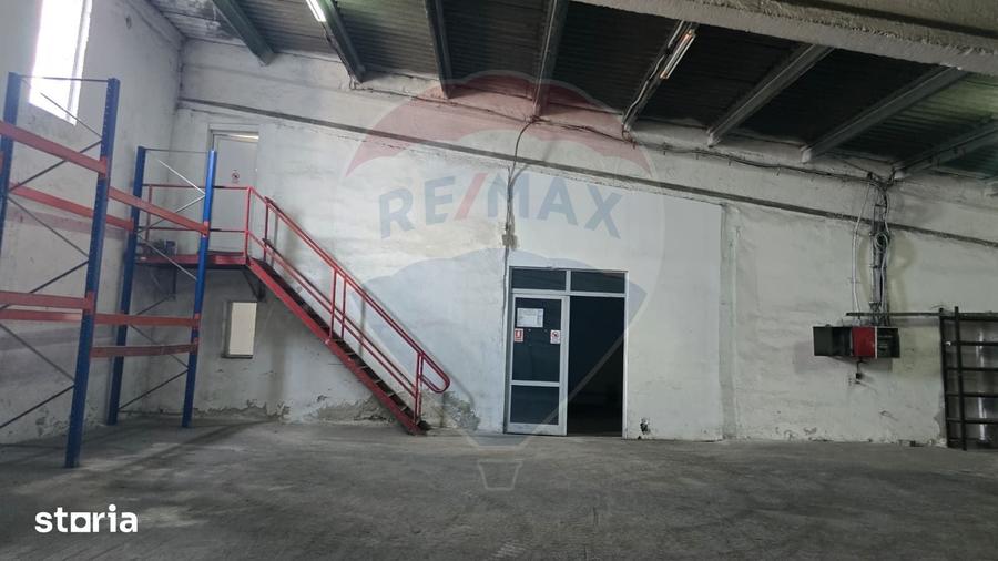 Spațiu comercial, de 729 mp, în Central