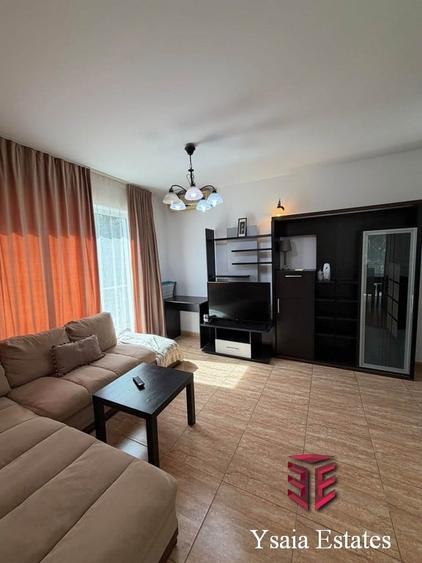 Apartament cu 3 camere decomandat în Universitate
