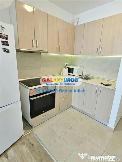 Apartament cu 3 camere decomandat în Mihai Bravu