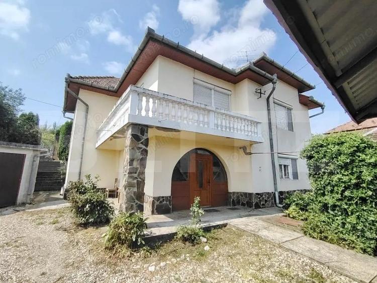 Casă cu 5 camere cu Teren 350 Mp în Târnăveni