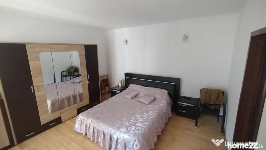Casă cu 5 camere cu Teren 270 Mp în Tomis Mall