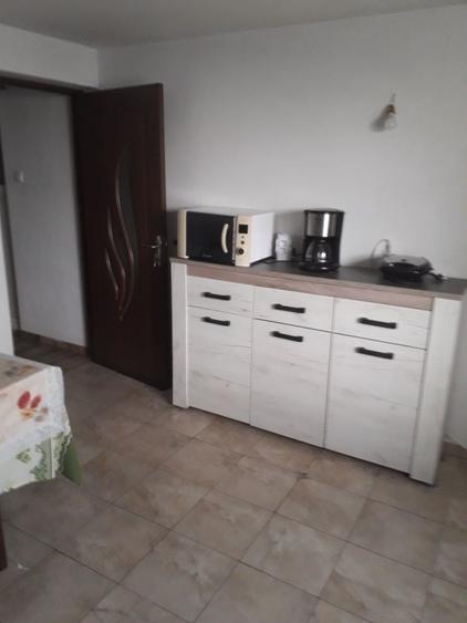 Casă cu 4 camere în Rediu