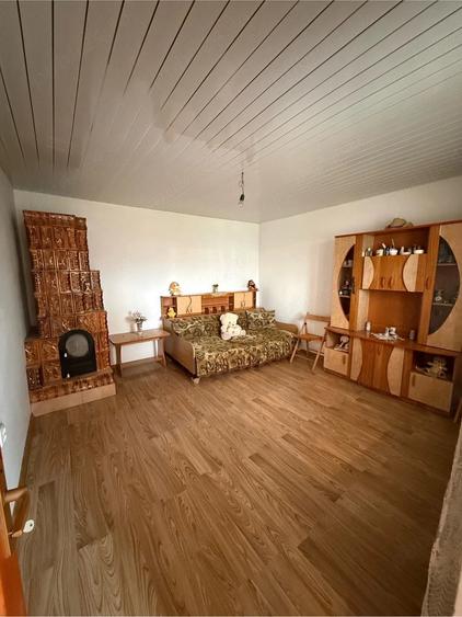 Casă cu 6 camere cu Teren 1200 Mp în Cudalbi