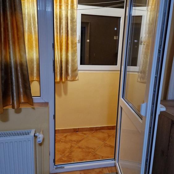 Garsonieră decomandată în 13 Septembrie