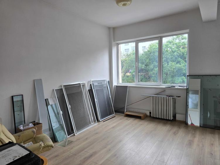 Spațiu comercial, de 67 mp, în Gării