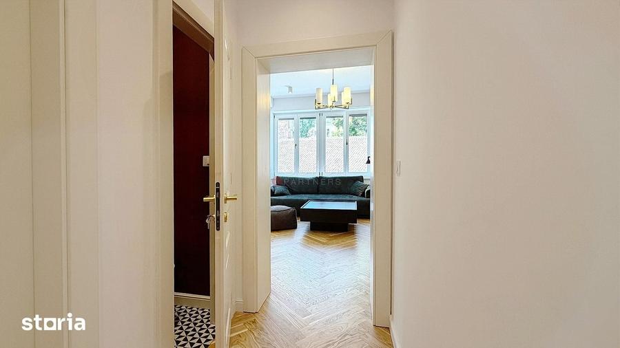 Apartament cu 3 camere în Schei