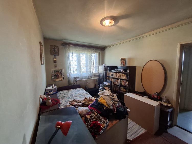 Apartament cu 3 camere circular în Drumul Taberei