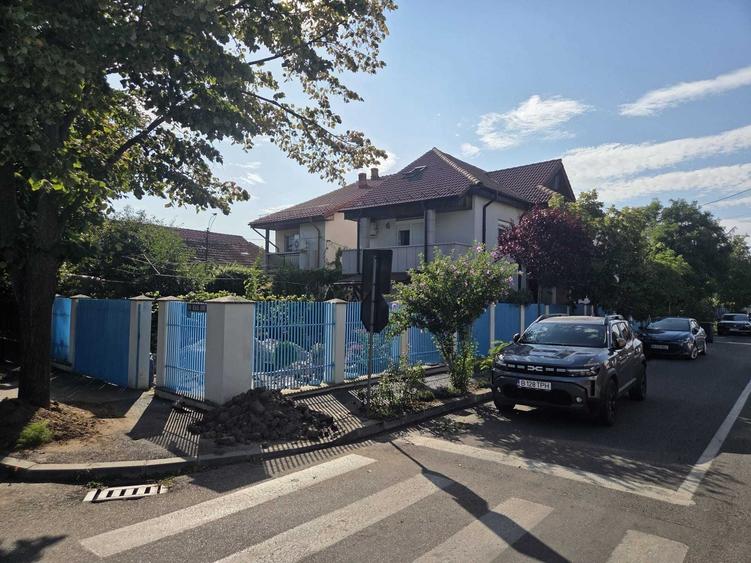 Casă cu 4 camere în Central