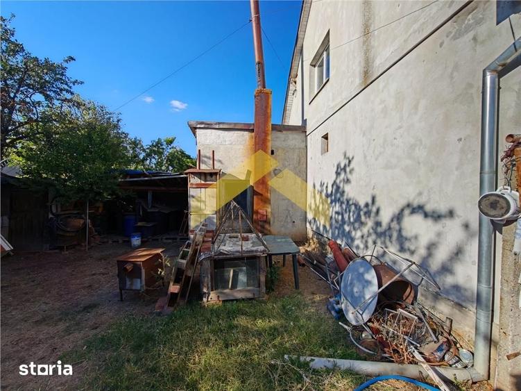Casă cu 3 camere cu Teren 1440 Mp în Zădăreni