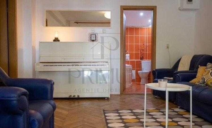 Apartament cu 2 camere semidecomandat, mobilat în Bălcescu