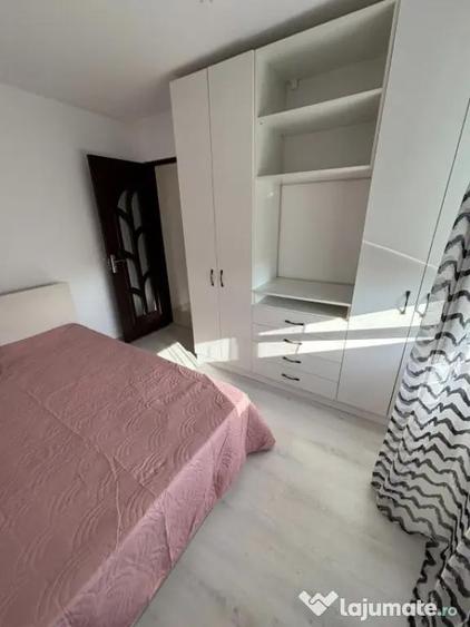 Apartament cu 2 camere decomandat în Vest