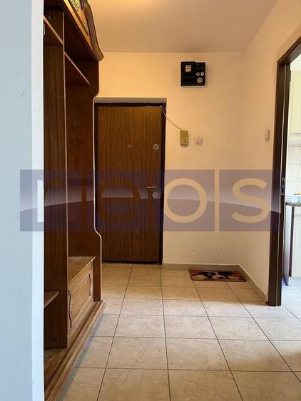 Apartament cu 2 camere decomandat, mobilat în Drumul Taberei