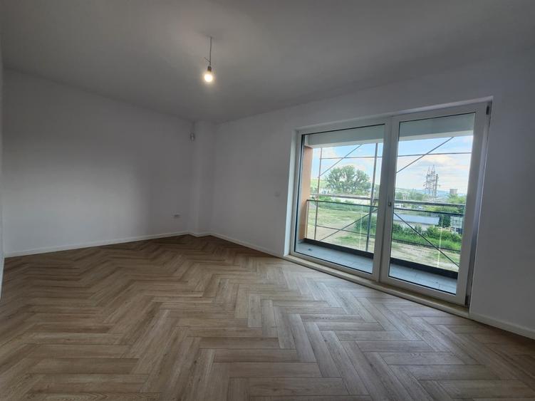 APARTAMENT CU 2 CAMERE , ETAJ 1 ,DECOMANDAT , NICOLINA-CUG BLOC NOU - 4