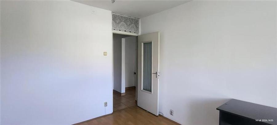 APARTAMENT DECOMANDAT, ZONA SOARELUI, VEDERE LA PADURICE, COMISION 0% - 7