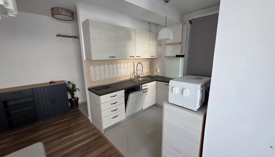 Apartament cu 3 camere decomandat, mobilat în Braytim