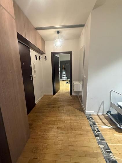Apartament cu 2 camere decomandat în Parcul Carol