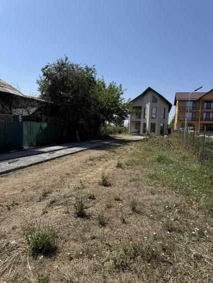 Casă individuală cu 7 camere cu Teren 2274 Mp în Târgșoru Vechi