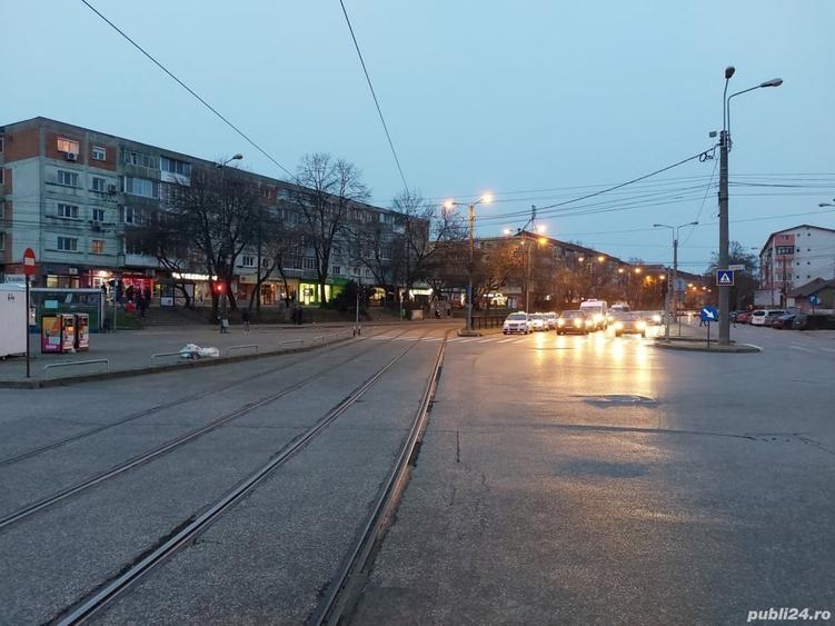Apartament cu 2 camere semidecomandat în Dâmbovița