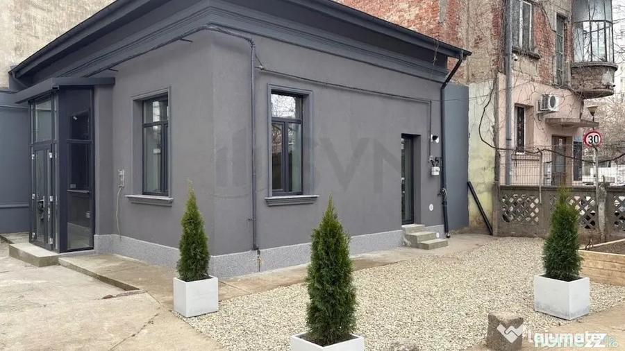 Casă cu 4 camere cu Teren 64 Mp în Moșilor