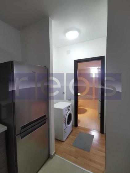 Apartament cu 2 camere semidecomandat, mobilat în Titan