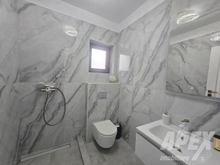 Casă individuală cu 4 camere cu Canalizare în Clinceni