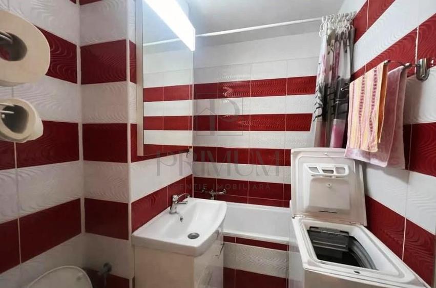 Apartament cu 3 camere decomandat în Șagului