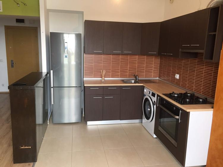 Apartament cu 2 camere decomandat, mobilat în Vitan-Bârzești
