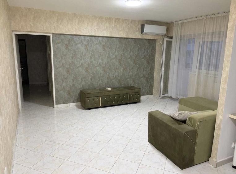 Apartament cu 3 camere decomandat, mobilat în Colentina