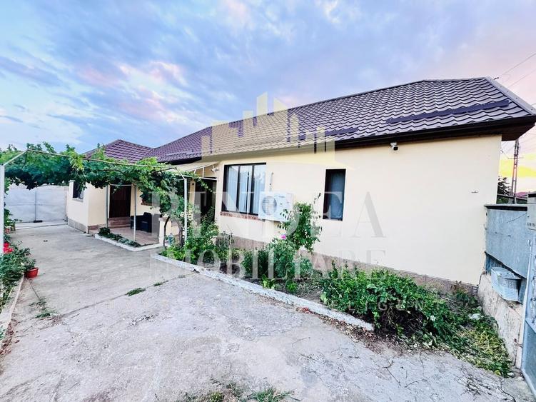 Casă individuală cu 4 camere cu Canalizare în Giarmata