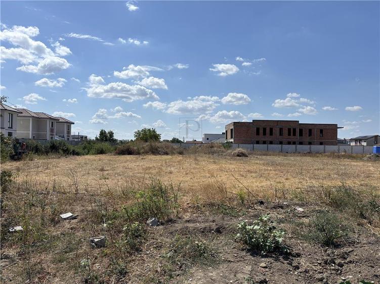 Teren Construcții intravilan de 742 mp, în Moșnița Nouă