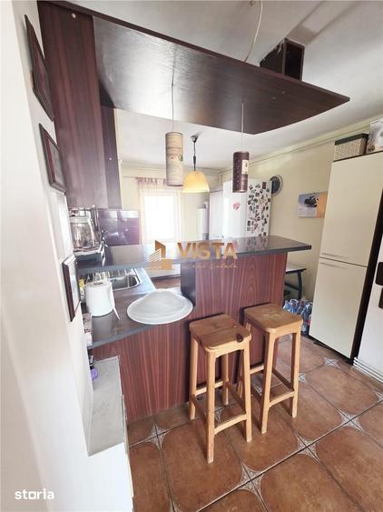 Apartament cu 4 camere decomandat, mobilat în Valea Cetății