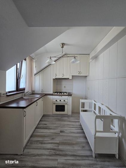 Apartament cu 3 camere în Bucium