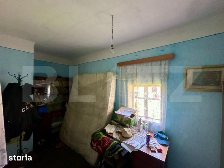 Casă cu 4 camere cu Teren 5049 Mp în Central