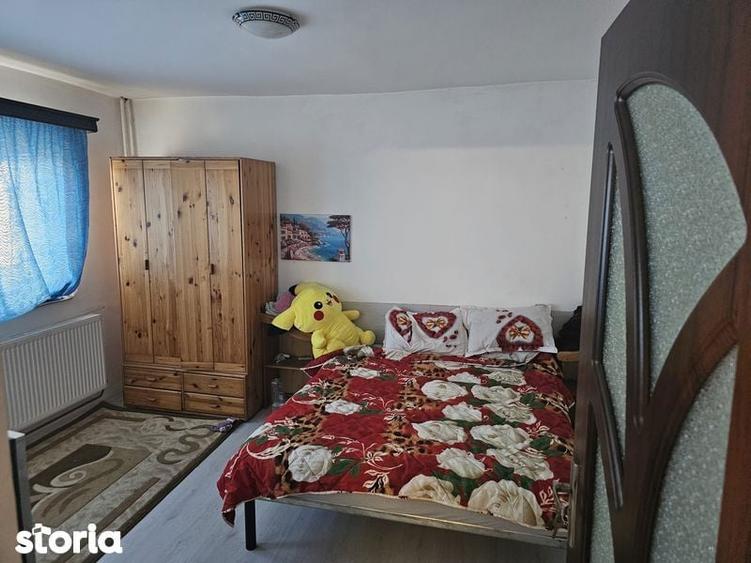 Garsonieră decomandată în Rovine