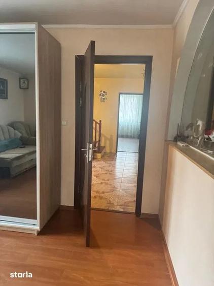 Casă cu 4 camere cu Teren 1000 Mp în Apahida