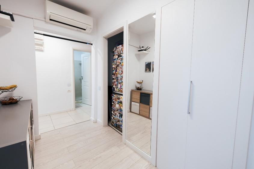 Apartament cu 2 camere decomandat în Titan