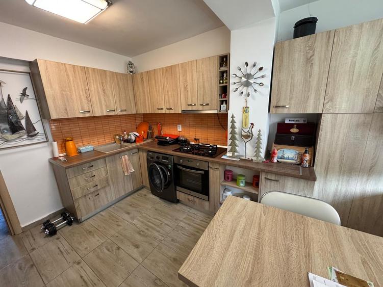 Inchiriere apartament trei camere mobilat/utilat 68mp Cotroceni metrou - 10