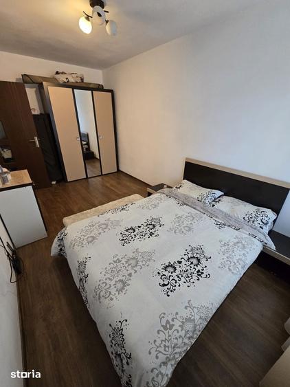 Apartament cu 2 camere decomandat în Dâmbul Rotund