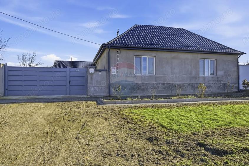 Casă cu Teren 1439 Mp în Satu Mare