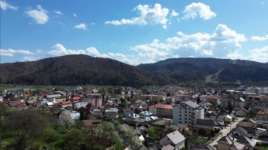 Teren Construcții intravilan de 1272 mp, în Ultracentral