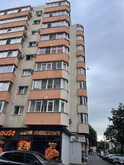 Apartament cu 2 camere semidecomandat în Moșilor